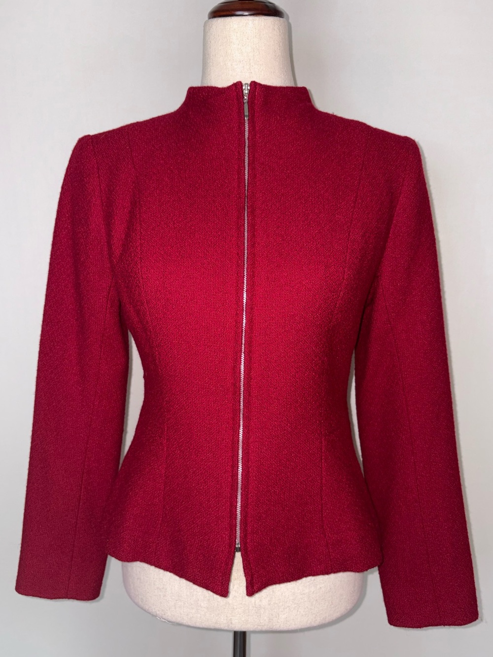 Vintage 90s Laundry by Shelli Segal Beautifully Tailored Red Wool Jacket Size 4
